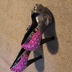 Guess Snake skin sky high heels